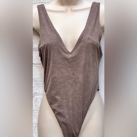 Good American Tops - GOOD AMERICAN Body Suit